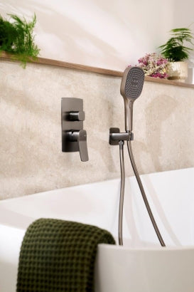 MALAGA GUN METAL inbouw douchesysteem
