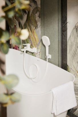 MALAGA WIT wandbevestigde douche set